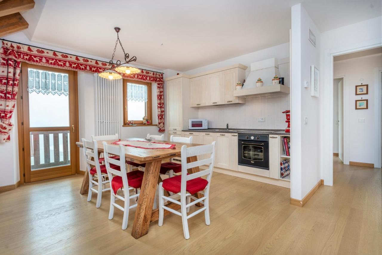 شقة Golf View Apt With Parking And Mountain View! تارفيسيو المظهر الخارجي الصورة